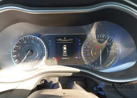 2016 Chrysler 200 Limited Platinum z USA, uszkodzony, nr VIN 1C3CCCAB7GN185123